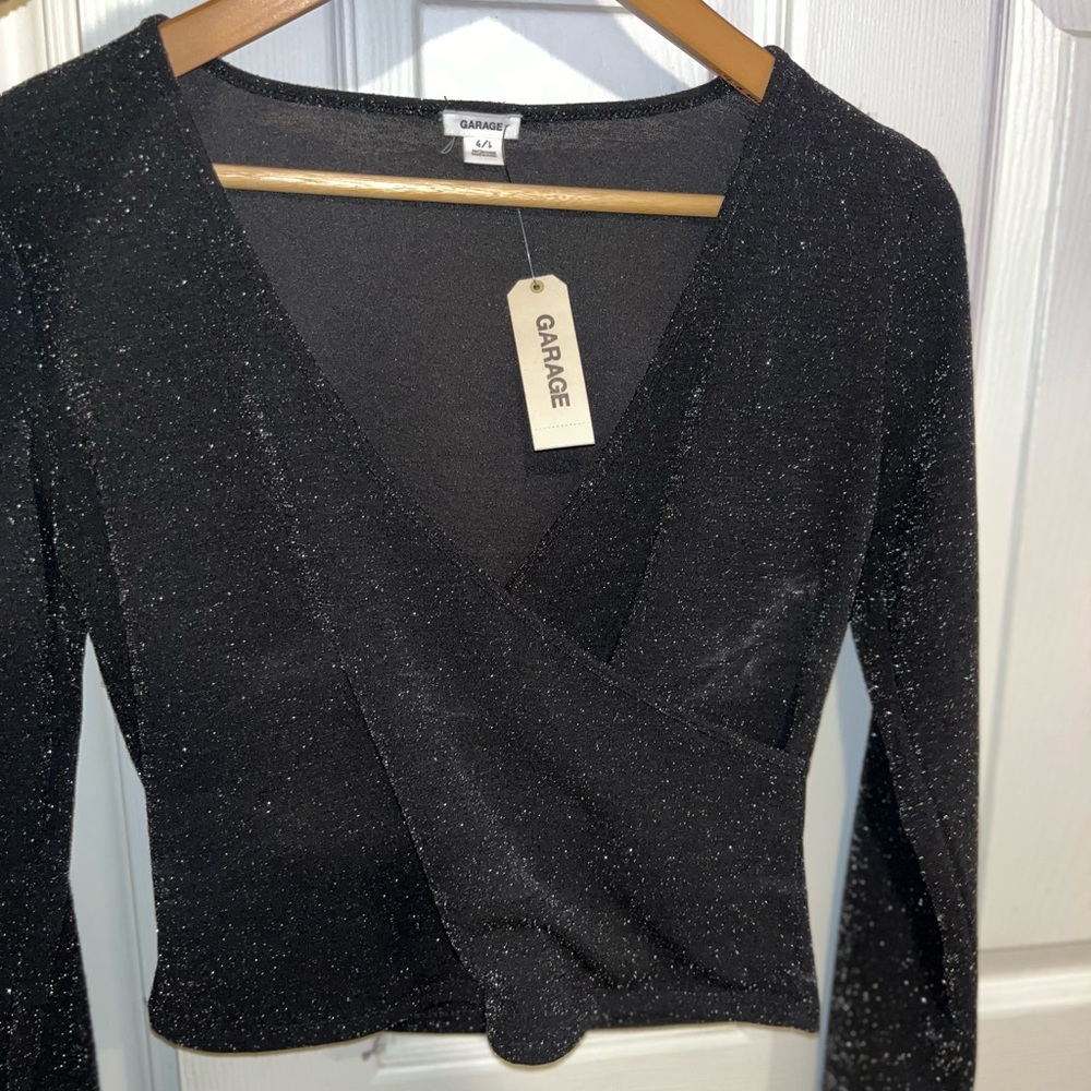 Garage formal top